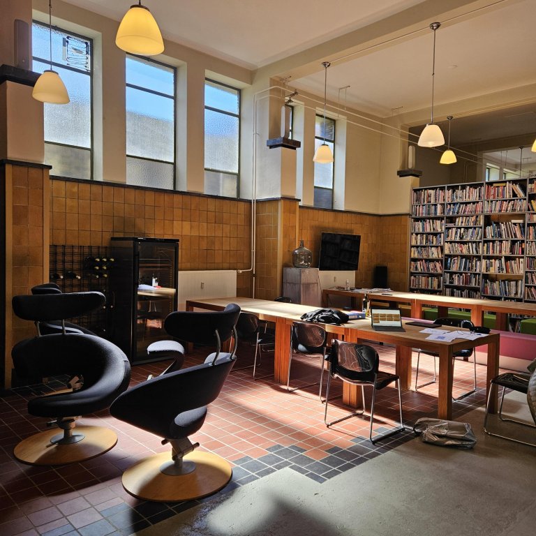 Foto 1 van Van Oldenbarneveldtstraat 92-1 in 